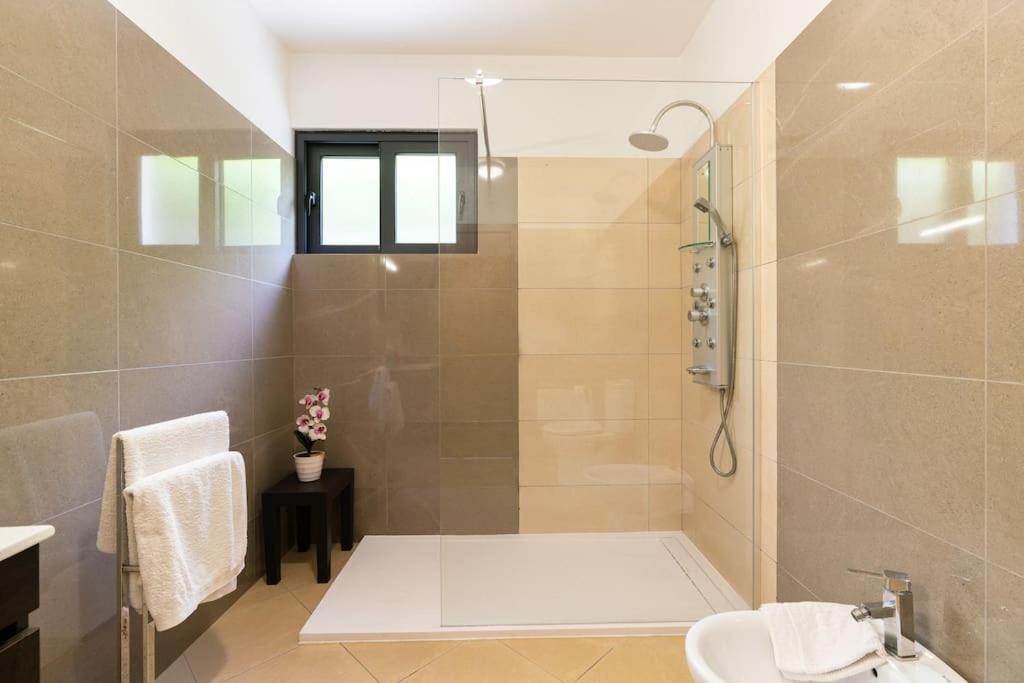 Casa Mia, A Dream Spot With Heated Pool Arco da Calheta (Madeira) Exterior foto